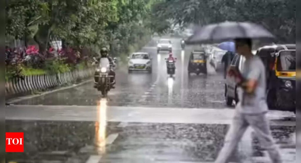 मुसळधार पाऊस पूर पुणे-सोलापूर महामार्ग, गाड्या वळवल्या आणि ग्रामस्थांनी वाचवले | पुणे न्यूज