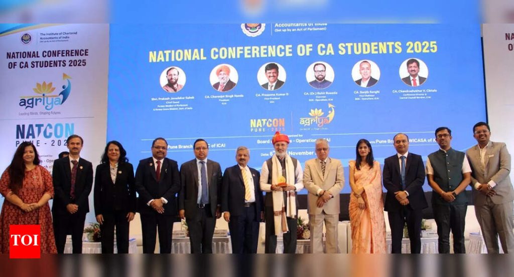 पुण्यातील आयसीएआयच्या राष्ट्रीय विद्यार्थी परिषदेत प्रकाश जावडेकर म्हणाले, नैतिकतेने मूल्यनिर्मिती केली पाहिजे. पुणे बातम्या