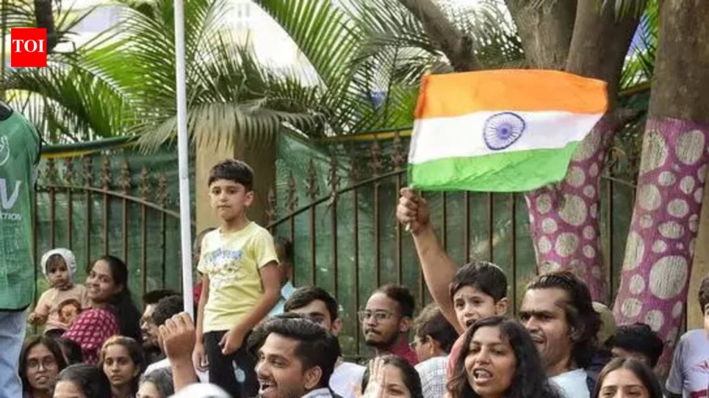 कॅम्पमधील शाळा, महाविद्यालये आज बंद