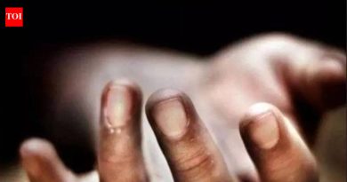 मुळशी तालुक्यात माती वाहून नेणारा ट्रक घरावर पडल्याने 50 वर्षीय महिलेचा मृत्यू झाला